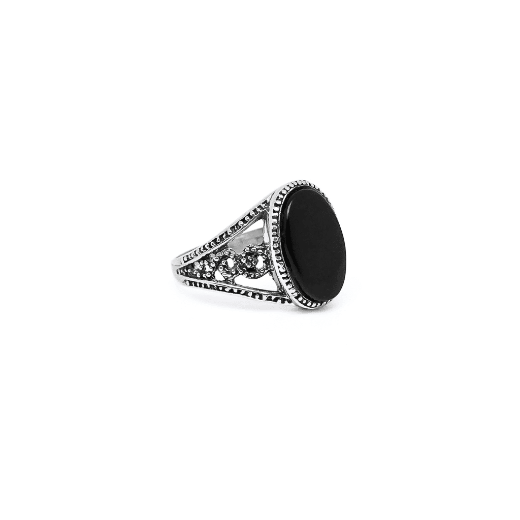 Anello Eco Onice Nero in Argento 925 con montatura vintage e gemma Onice Nero ovale 10x14 mm, Collezione Eco del Mare.